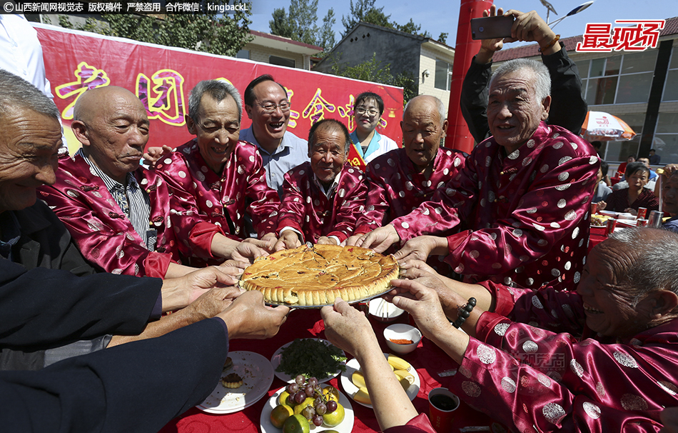 廣東電網(wǎng)走信息化道路 建成全國(guó)最大規(guī)模設(shè)備智能監(jiān)測(cè)中心