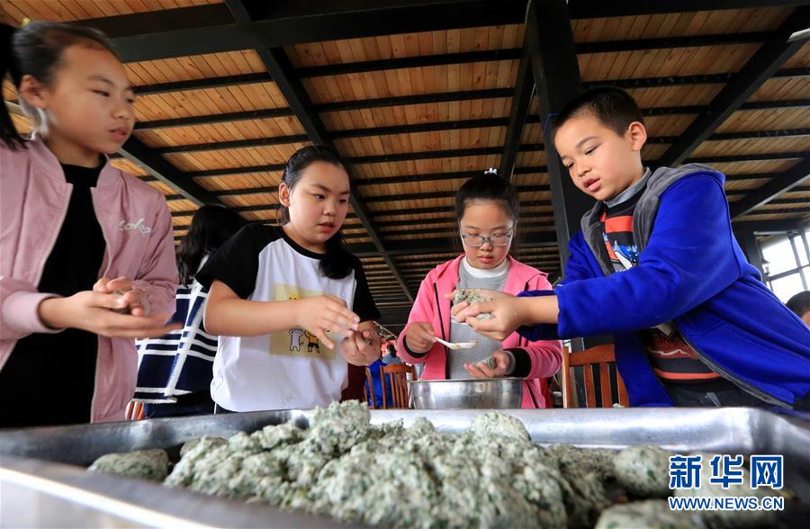 開心超人聯盟之謎之城伽羅打算用音樂引出水怪神秘五大謎題之旅