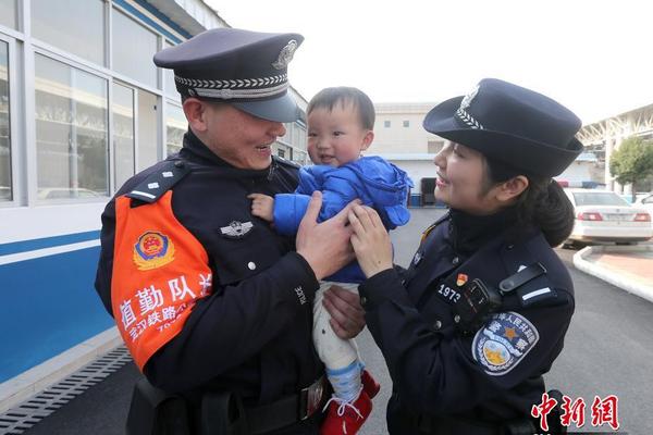 宋海良：希望深入?yún)⑴c沙特重大基礎(chǔ)設(shè)施建設(shè)和能源項(xiàng)目合作