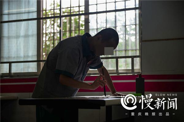廣西大表哥怒懟保險，每個發音都落在意想不到的地方
