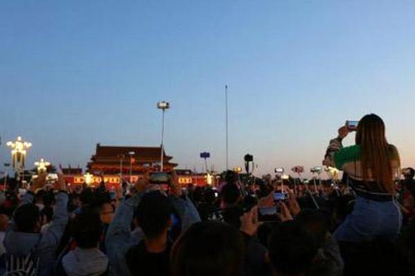 工信部：運(yùn)用新一代信息技術(shù)支撐服務(wù)疫情防控和復(fù)工復(fù)產(chǎn)工作
