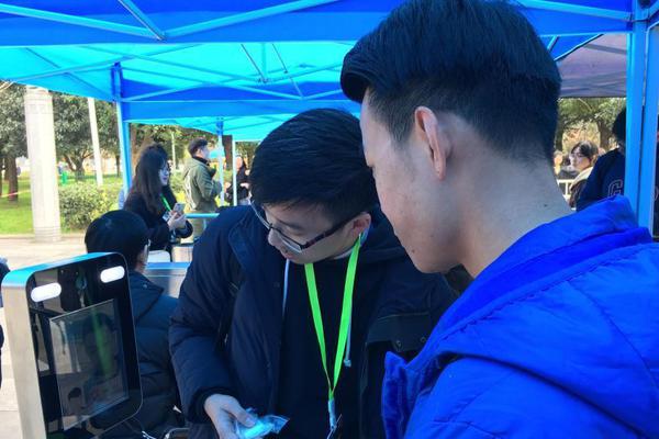 遠光軟件低代碼應用入選“2021數字生態行業數字化應用優秀案例100”榜單
