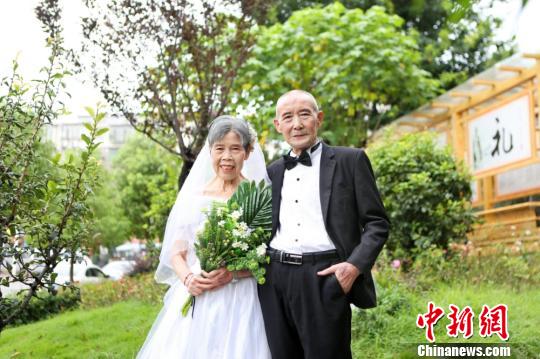 [博海拾貝0505]女人生氣原來是不分年齡的
