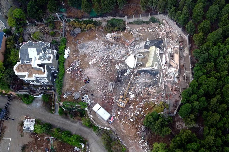 兩部門：建立獲證動力電池梯次利用產品采信應用數據庫 并向社會公開